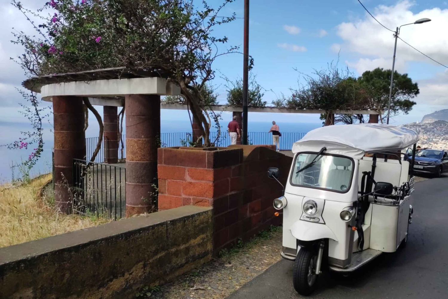 Wycieczka z przewodnikiem po Cristo Rei (z Funchal)