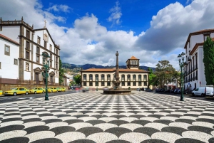 Wycieczka z przewodnikiem po Cristo Rei (z Funchal)