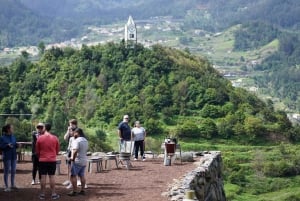 From Funchal: Full-Day Madeira Wine Tour with Lunch