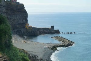 From Funchal: Levada Nova Hiking Tour with stopover at beach