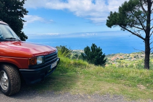 Vanuit Funchal: privétour in een jeep door het oosten of westen