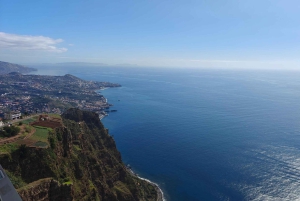 From Funchal: Tuk Tuk Tour to Camara de Lobos and Cabo Girao