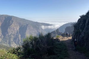 De Madère aux sentiers PR1 et PR1.2 - Du Pico Ruivo à Arieiro