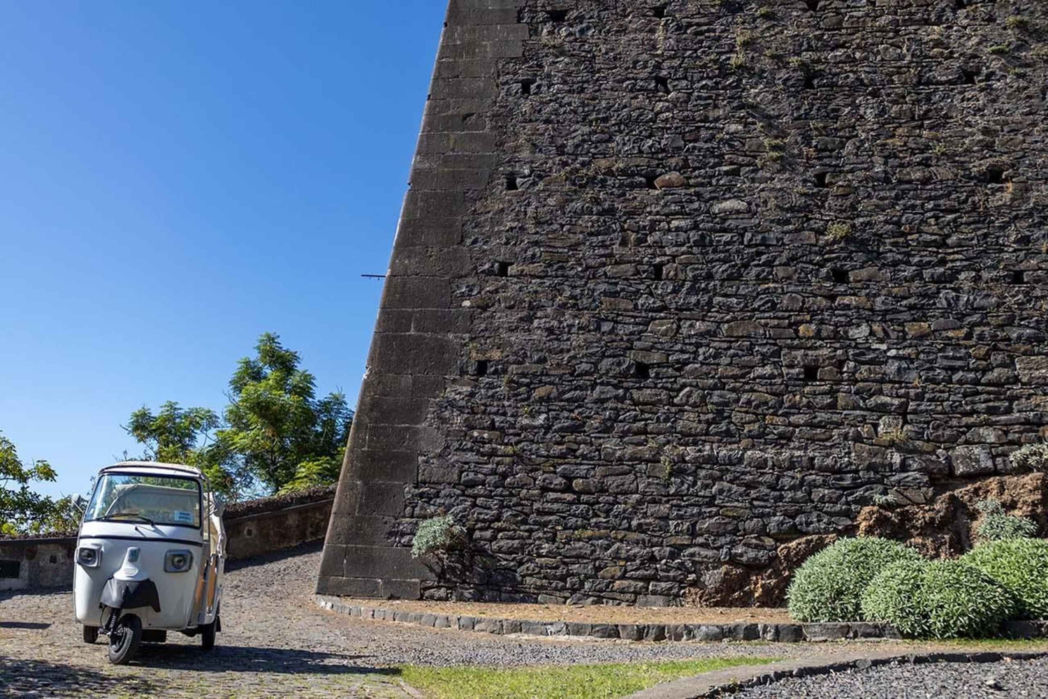 Funchal: 1 times byrundtur med Tuk-Tuk