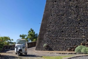 Funchal : 1 hour City Tour by Tuk-Tuk