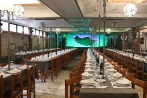 Funchal: Amazing Dinner with Folklore