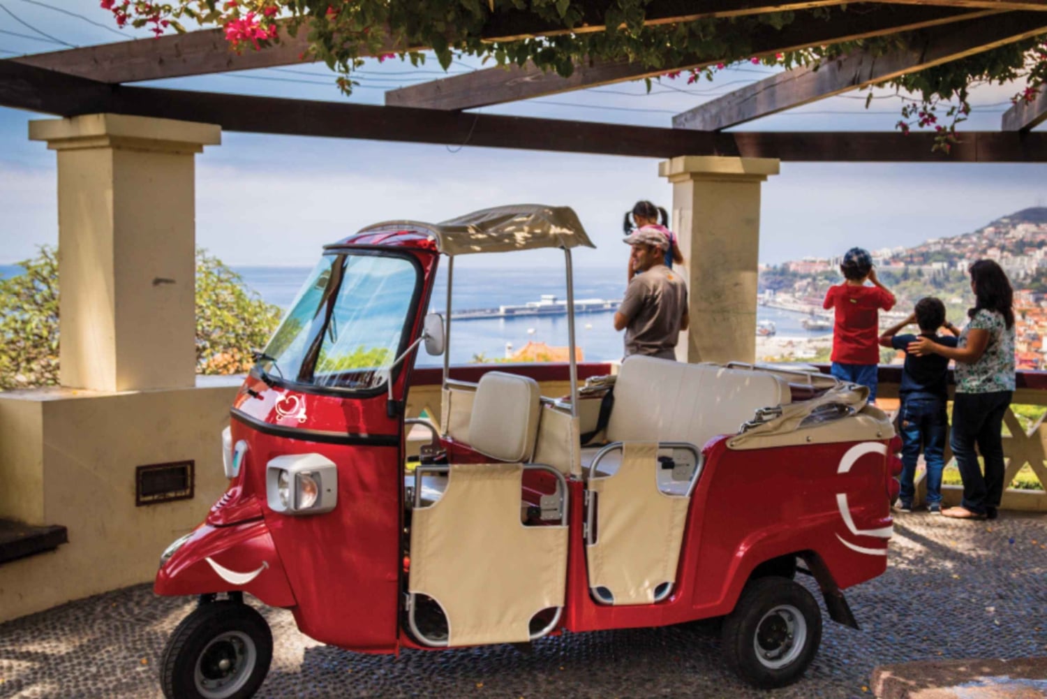 Funchal: Parhaat näköalapaikat Opastettu Tuk Tuk -kierros