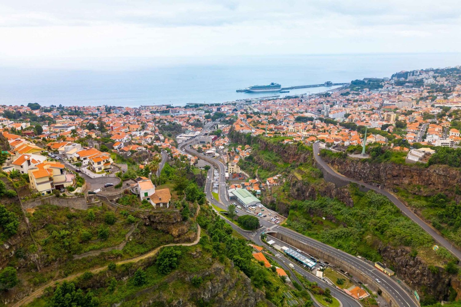 Funchal - Botanical Garden Tour by TukTuk (1h45)