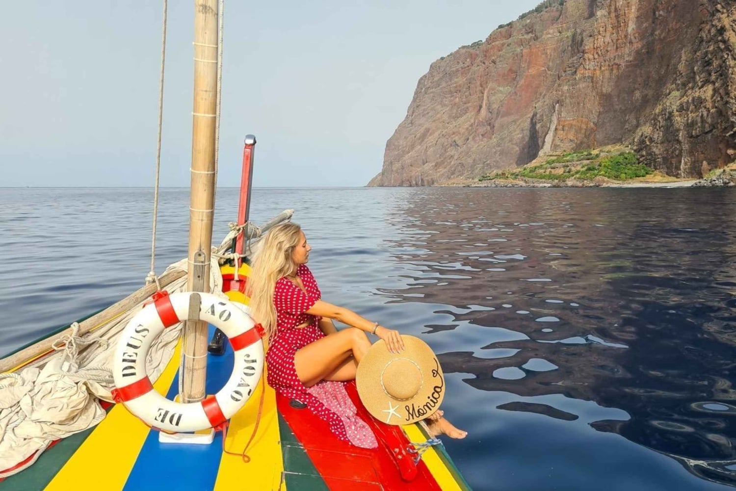 Funchal: Exklusive Tour auf einem typischen Xavelha-Boot