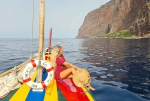 Funchal: Exklusive Tour auf einem typischen Xavelha-Boot