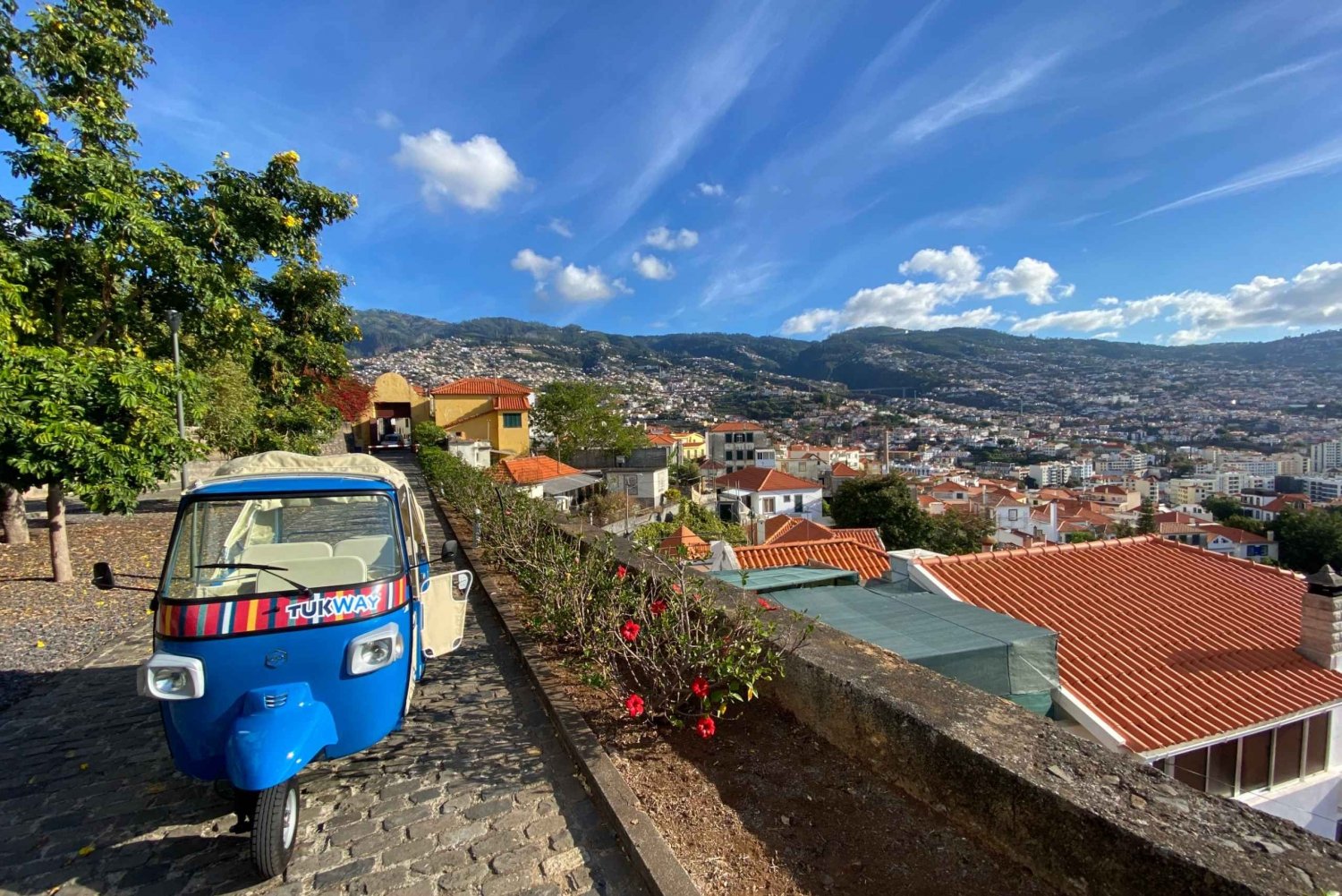 Funchal: City Highlights Tuk-Tuk Tour