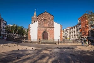 Funchal: City Highlights Tuk-Tuk Tour