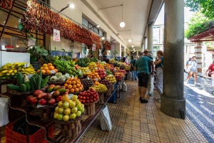 Funchal: tour a pie guiado con degustaciones