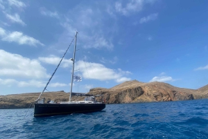 Funchal: Passeio Privado de Veleiro de Meio Dia e Dia Inteiro