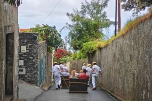 Funchal: Monte and Old Town Tour by Tuk-Tuk