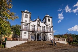 Funchal: Monte Tropical Garden & Toboggan Ride by Tuk Tuk