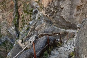 Pico Do Arieiro Pico Ruivo Sunrise Or Morning Hike Transfers