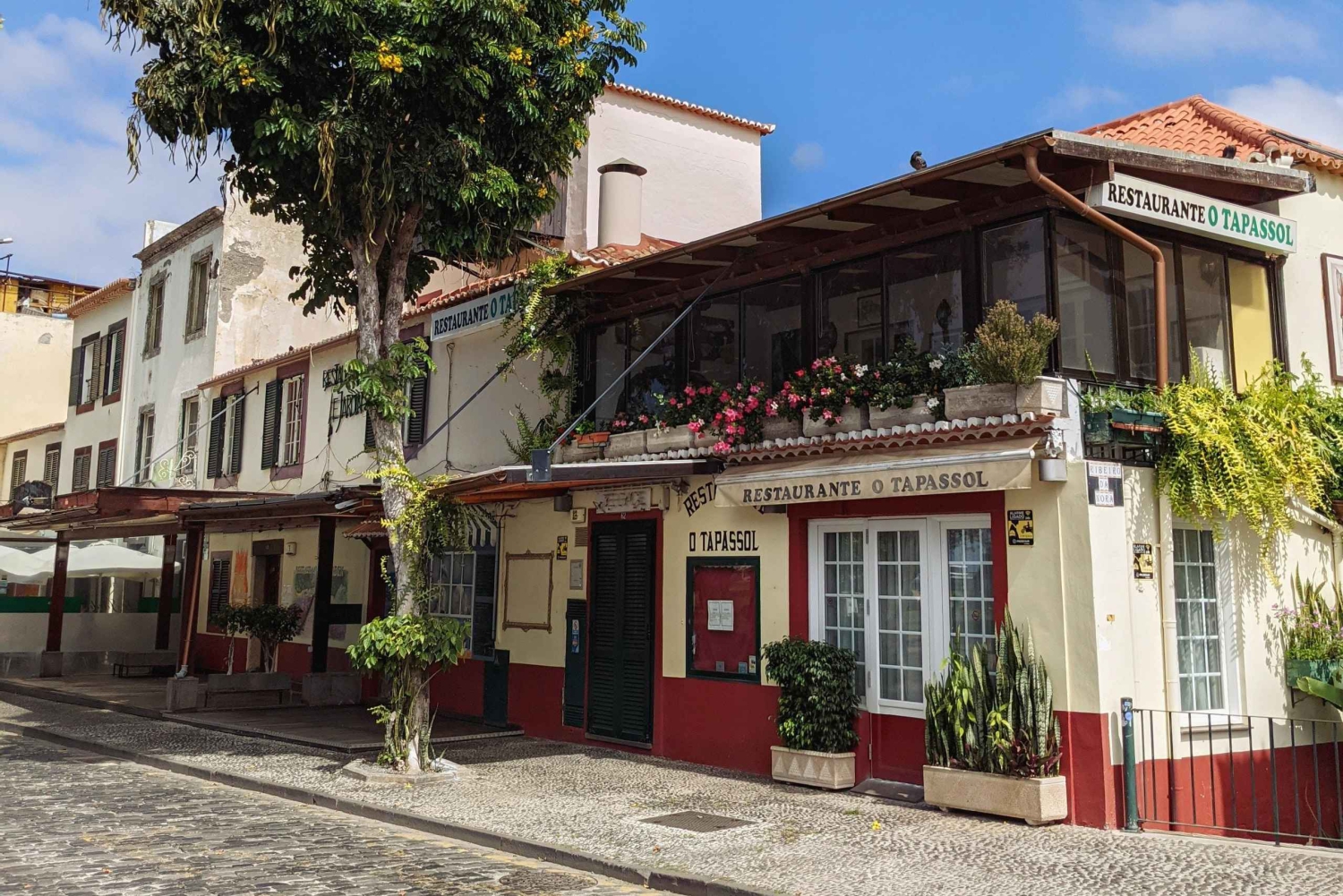 1-times tur i Funchals gamleby med tuk-tuk