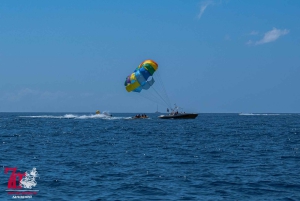Funchal: Parasailing-tur på Madeiras kyst