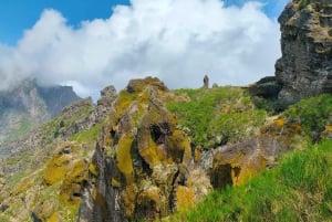 Funchal: Pico Grande Guided Hike with Curral das Freiras