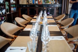 Funchal: Portuguese Madeira Wine Tasting with Sommelier