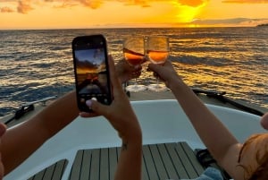 Funchal: Private Sunset Boat Trip with Snorkeling and Paddle