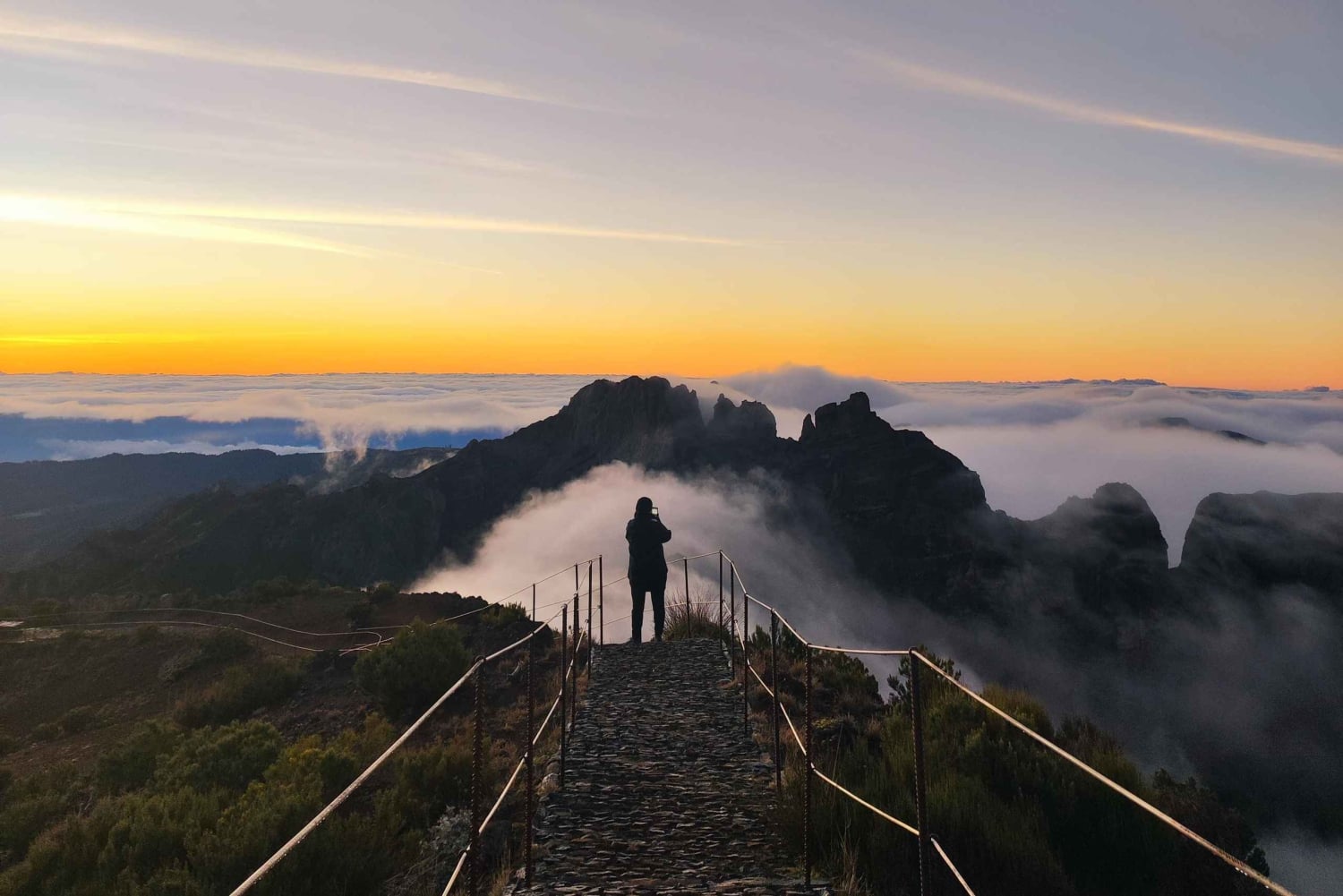 Funchal: Privat solnedgangsvandring til Pico Ruivo med henting på hotellet