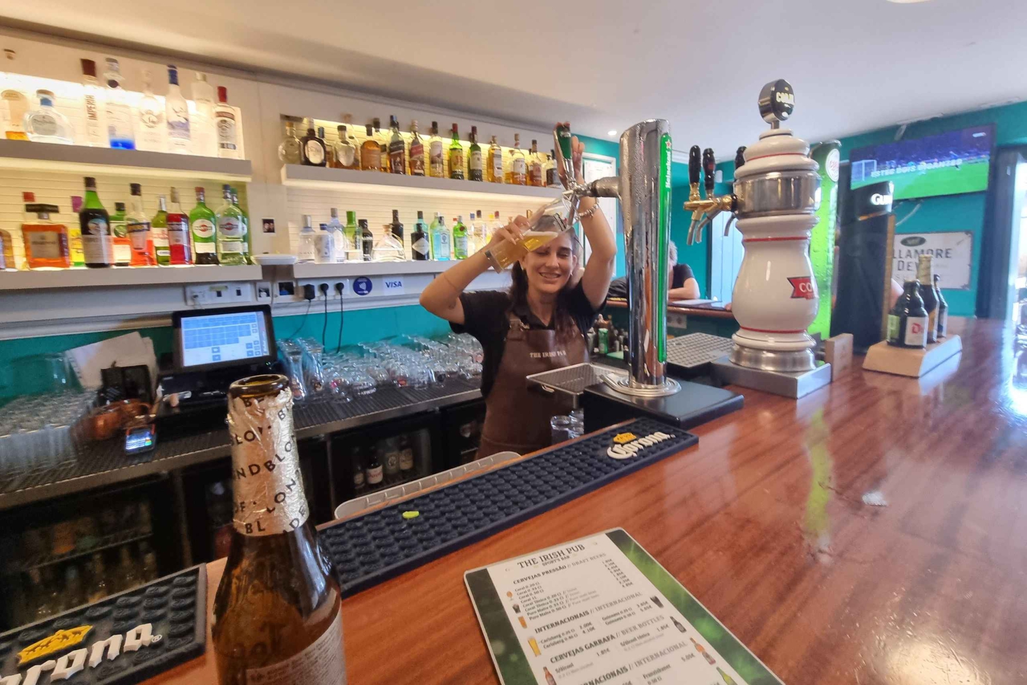 フンシャル：パブ巡り