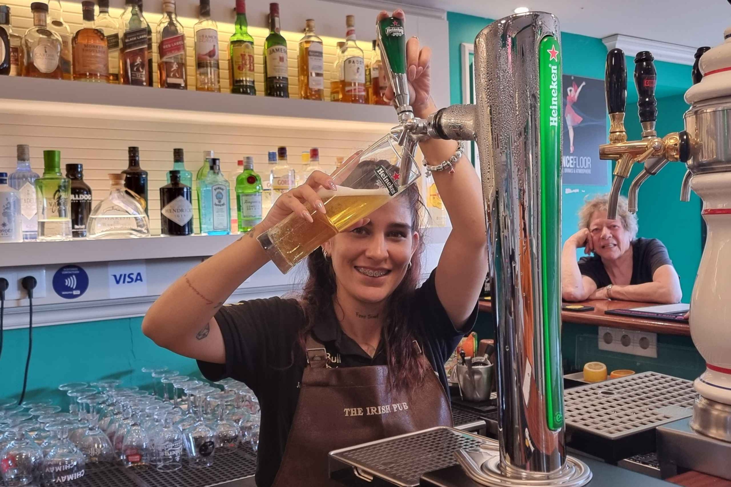 フンシャル：パブ巡り