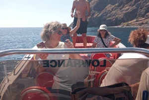 Funchal: in motoscafo VEDERE L'ISOLA E LA VITA IN MARE