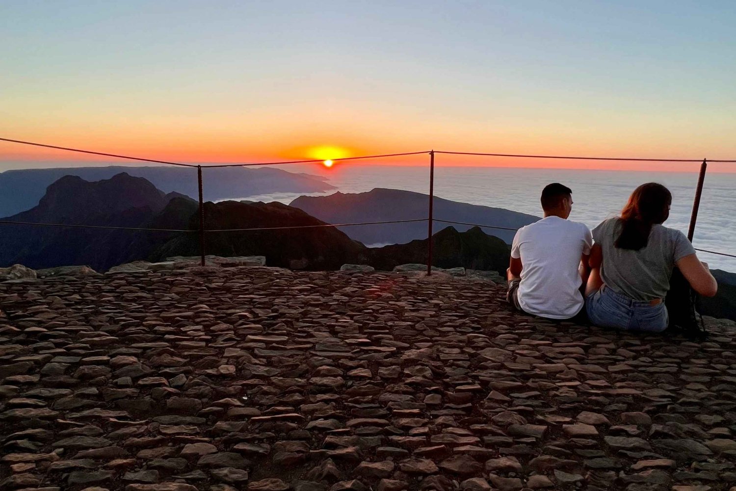 Madeira: Vandring i soluppgången Transfer till Pico do Arieiro (PR1)