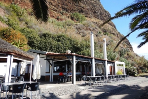 Funchal do Fajã dos Padres: Transfer z pływaniem i posiłkiem