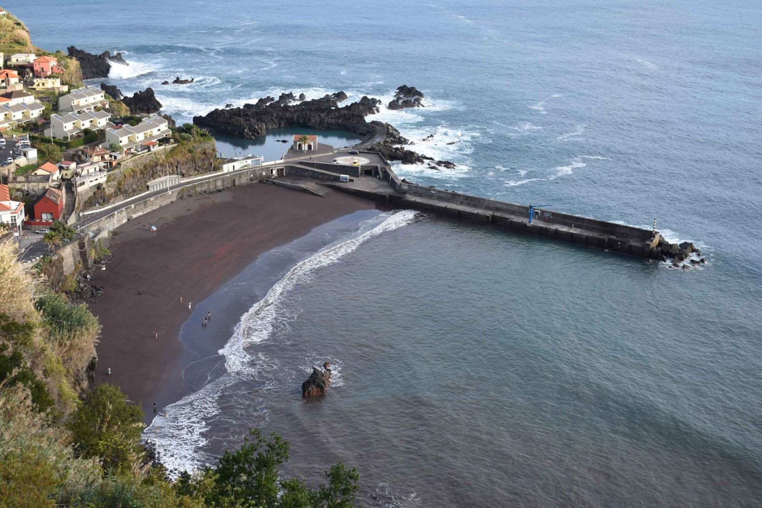 Funchal: Vesiputoukset, vulkaaniset uima-altaat ja Fanalin metsäretki