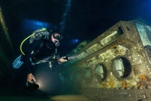 Funchal: Wreck dive F488 Frigate - certified divers