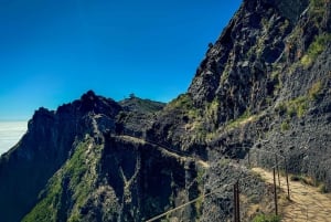 Hiking in Madeira: From Pico Areeiro to Pico Ruivo