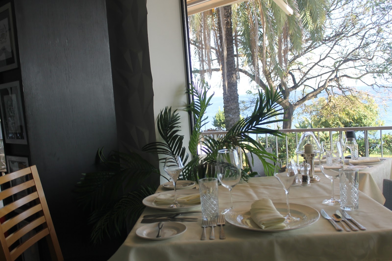 Legacy Lounge Bar & Restaurant