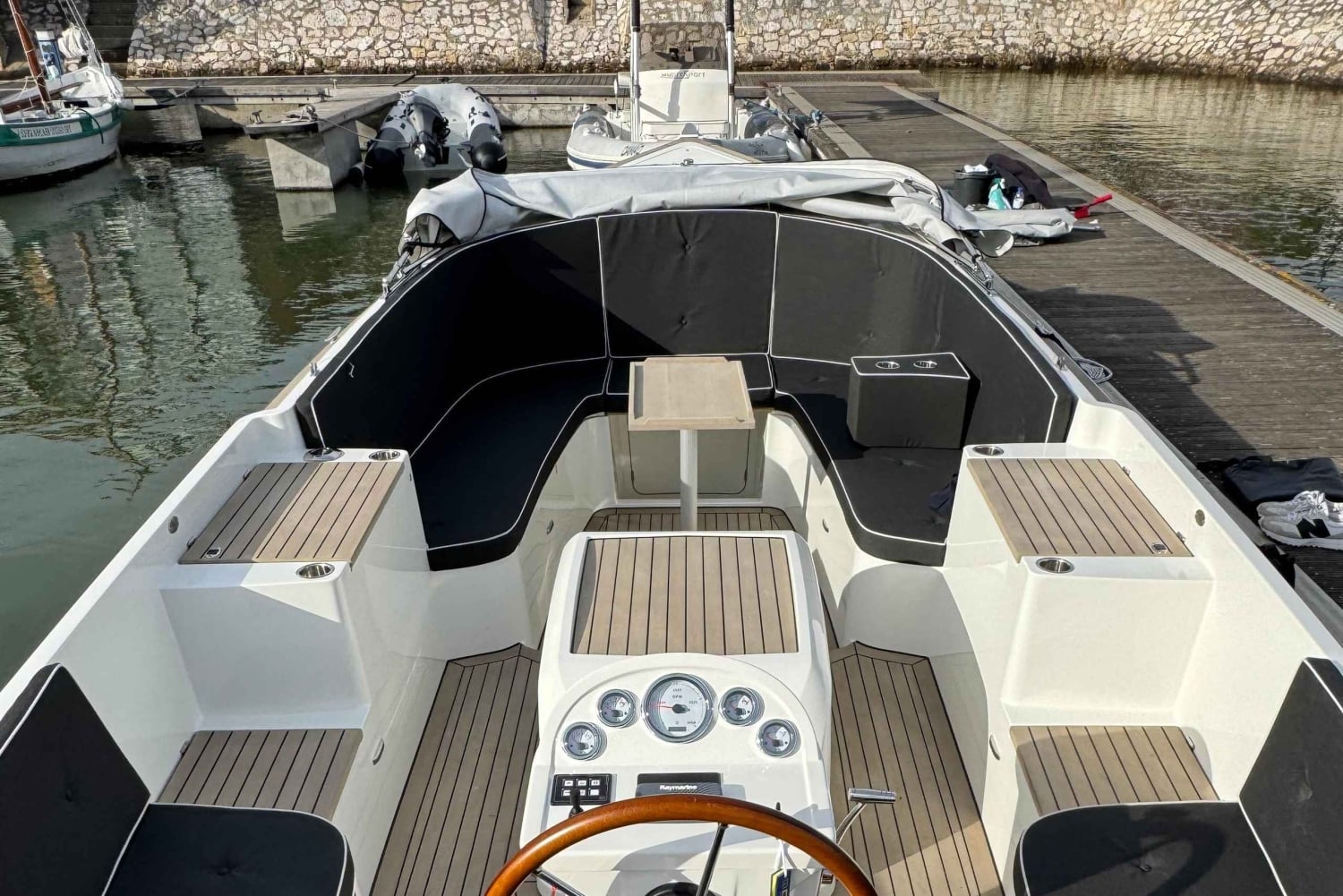 Lizboński rejs z kawą: luksusowa łódź, pastel de nata