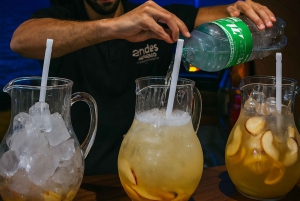 Lissabon: Aftenbådtur med DJ og åben bar