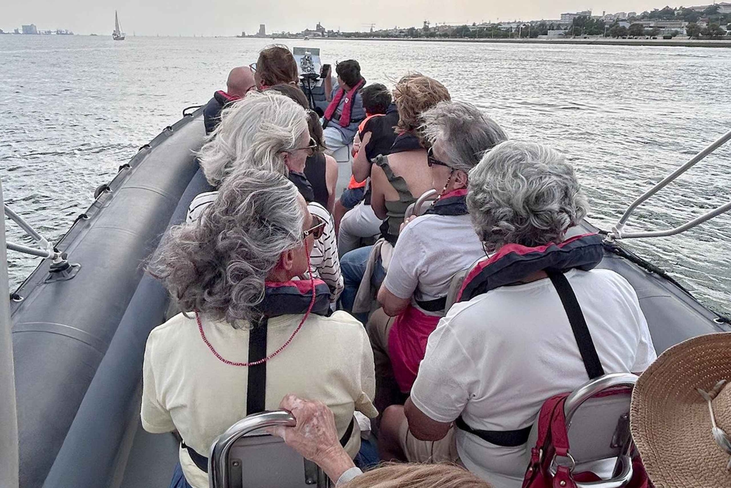 Lisbona: tour storico privato in motoscafo