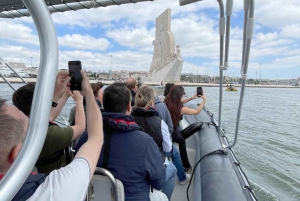 Lisboa: tour histórico privado en lancha rápida