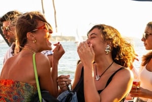 Lisbon: Schooner Sunset Tour with Welcome Drink