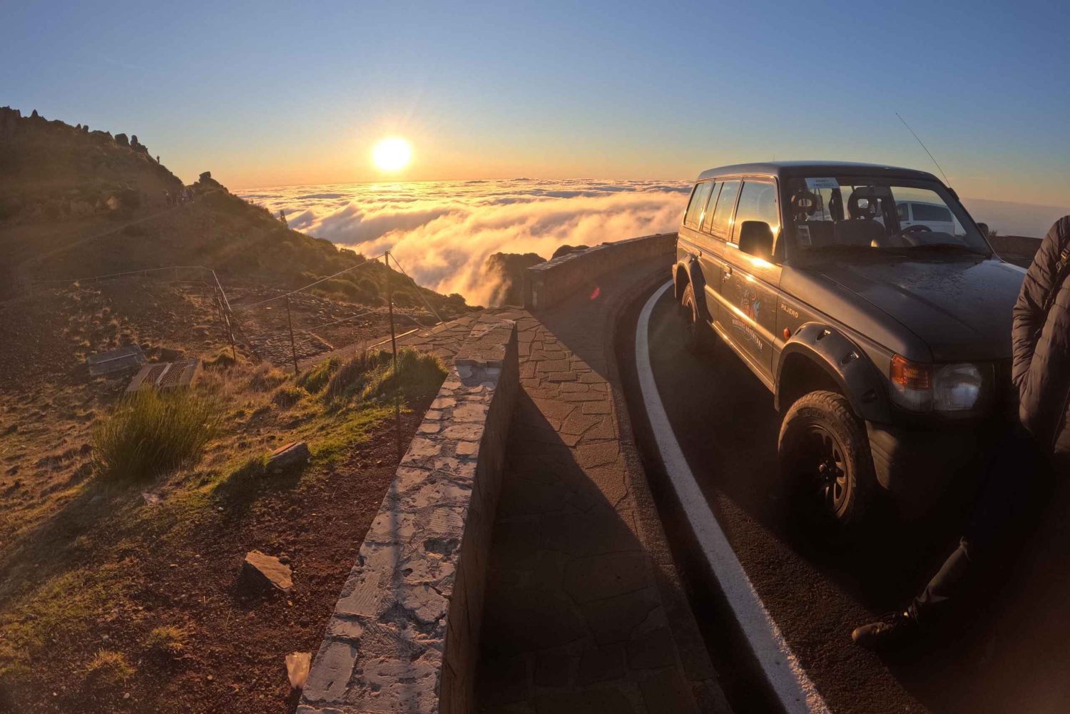 Safari em jipe 4x4 na Madeira: Pico Arieiro e Casas de Santana