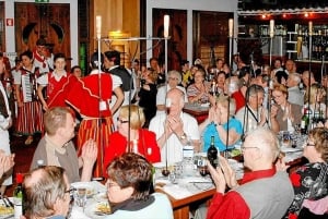 Madeira di notte con cena tradizionale