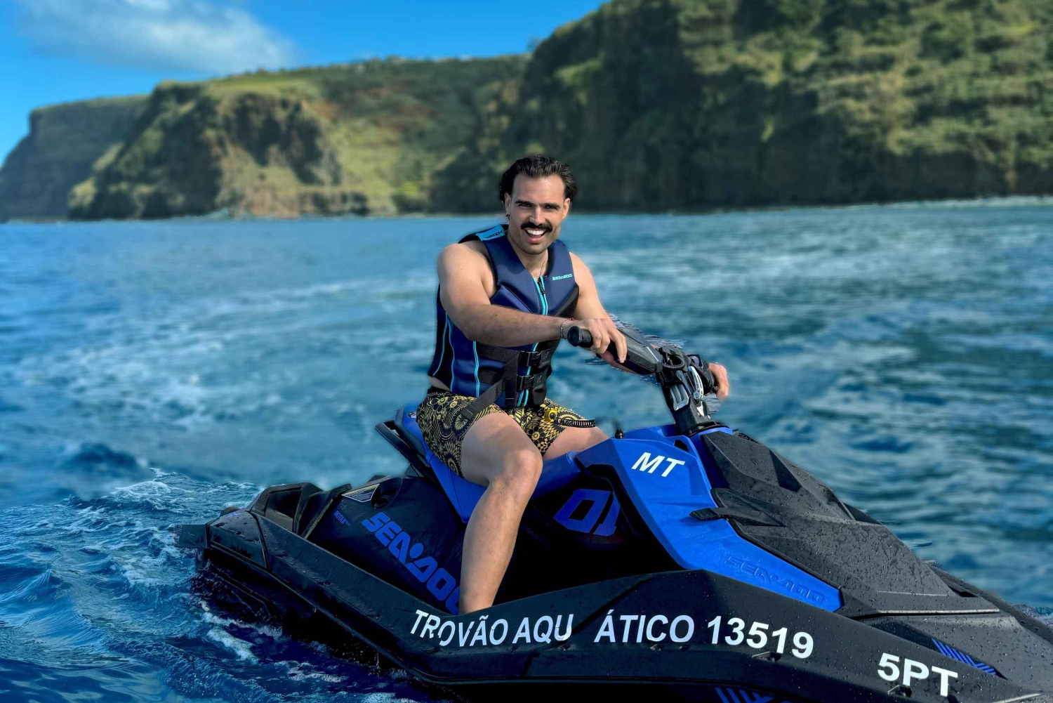 Madera: wypożyczalnia skuterów wodnych Calheta