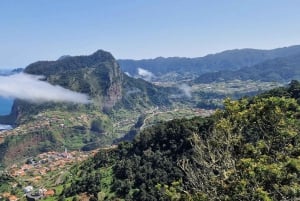 Excursão pela ilha oriental da Madeira e caminhada pela levada