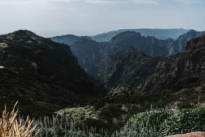 Madeira: Small group East tour ( Pico Arieiro , Santana)