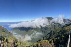 Madeira: Full-Day Jeep Tour with Guide and Pickup