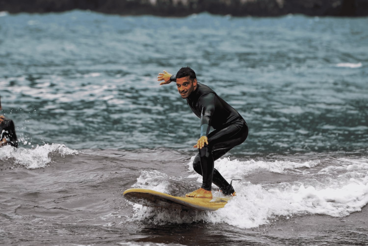 Madera: grupowa lekcja surfingu ze sprzętem