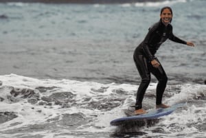Madera: grupowa lekcja surfingu ze sprzętem