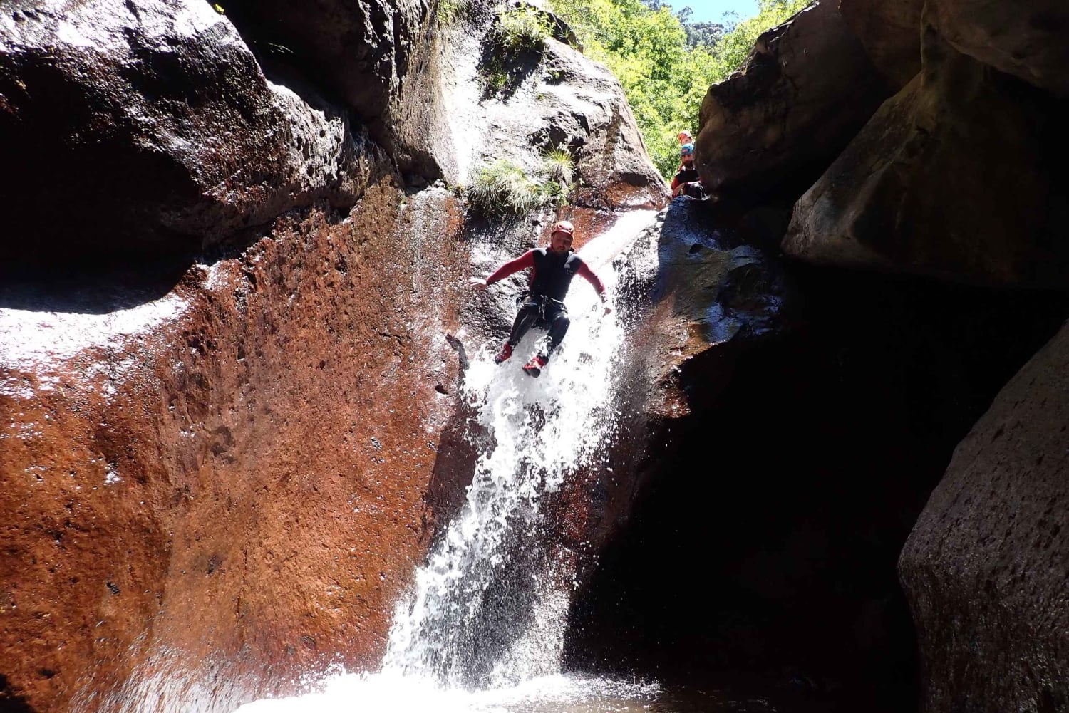 Madeira: Experiência de Canyoning Intermediária (Nível 2)